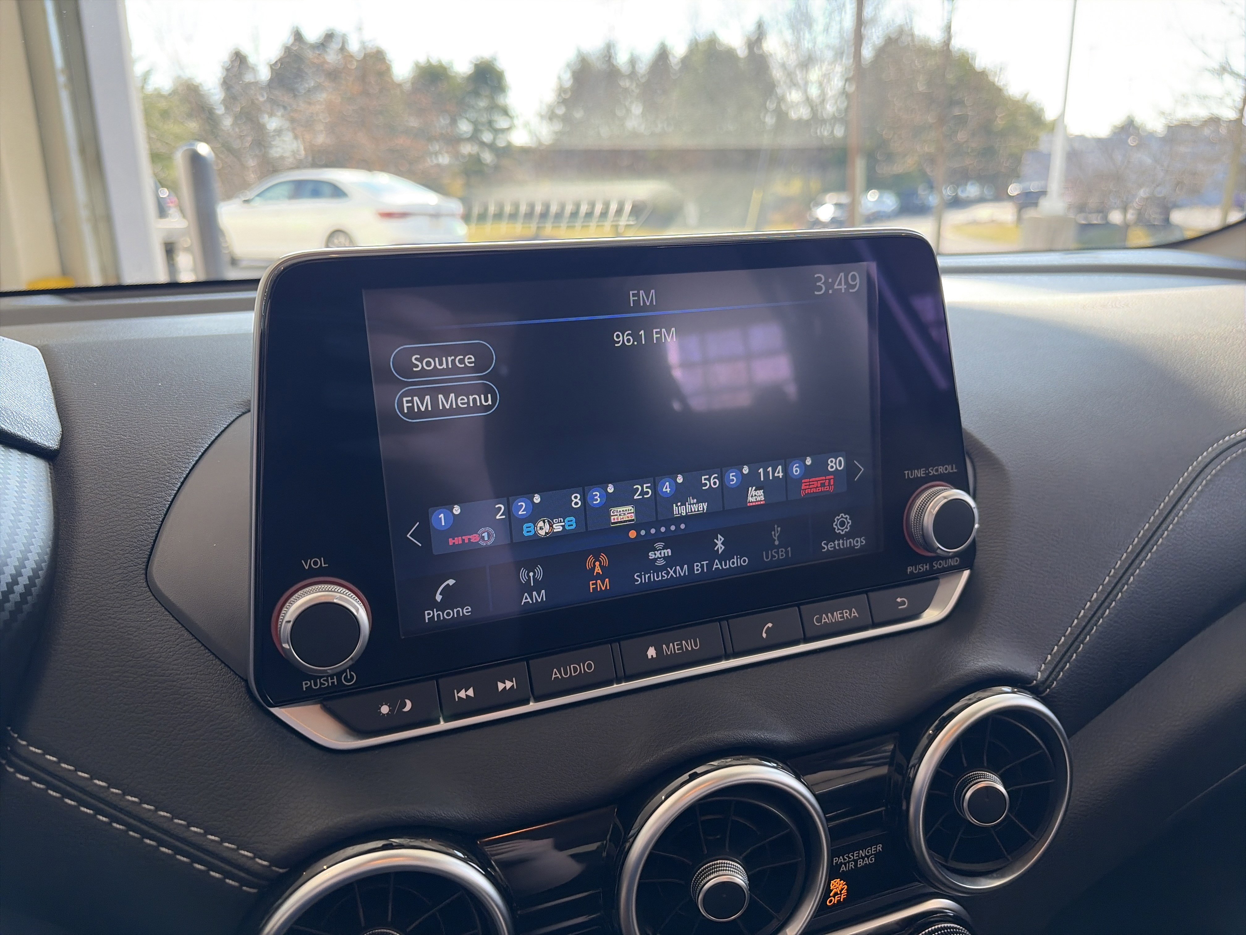 Used 2024 Nissan Sentra SV image 38