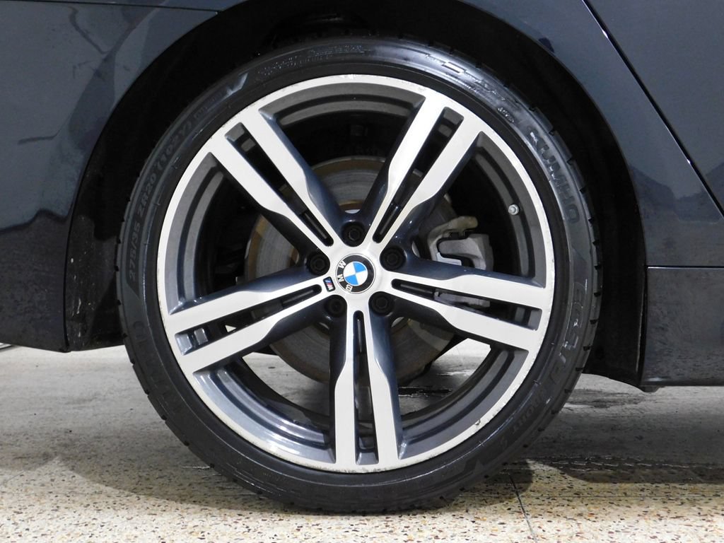 Used 2019 BMW 750i xDrive AWD/4WD image 7