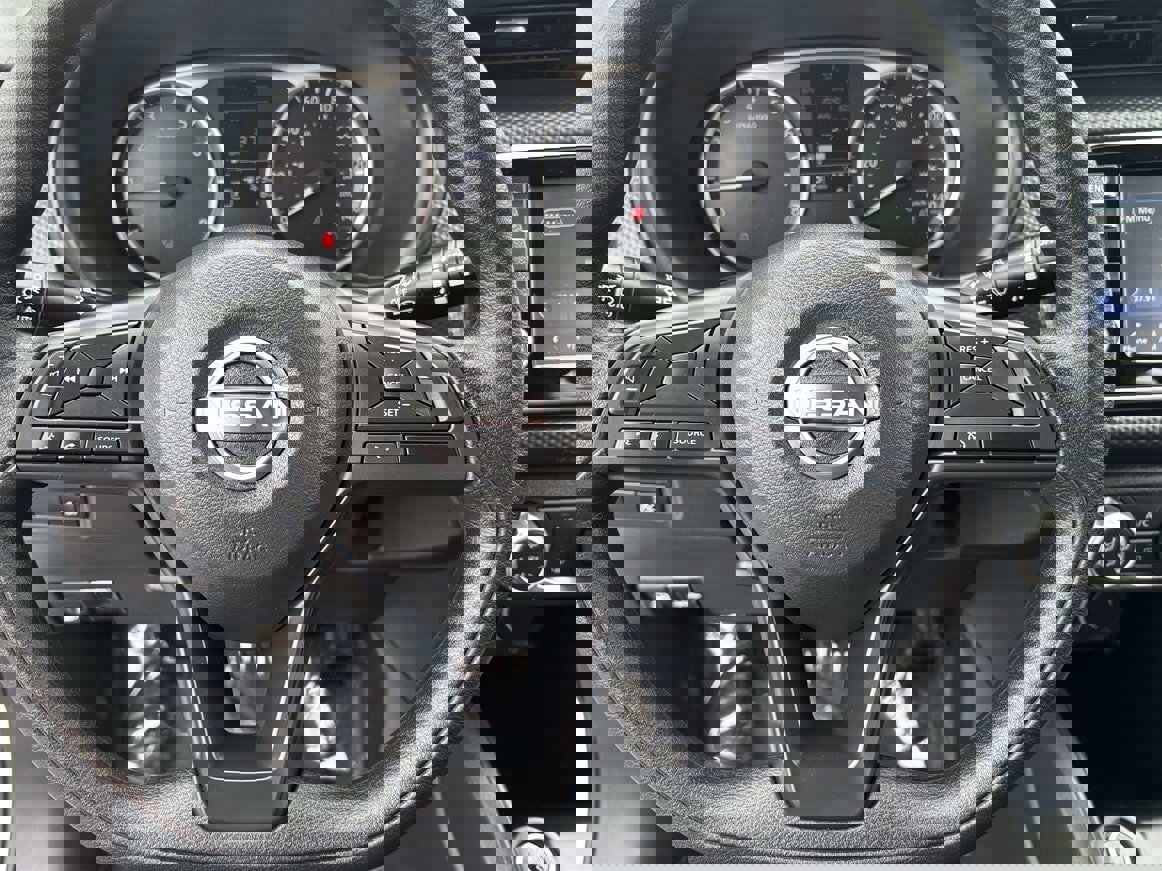 New 2025 Nissan Kicks Play S w/ Interior Electronics Package image 30