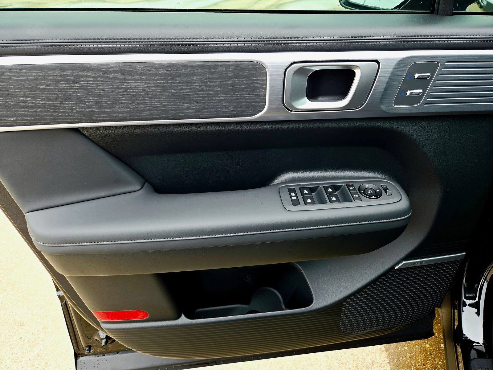 New 2026 Hyundai Santa Fe Limited FWD image 19