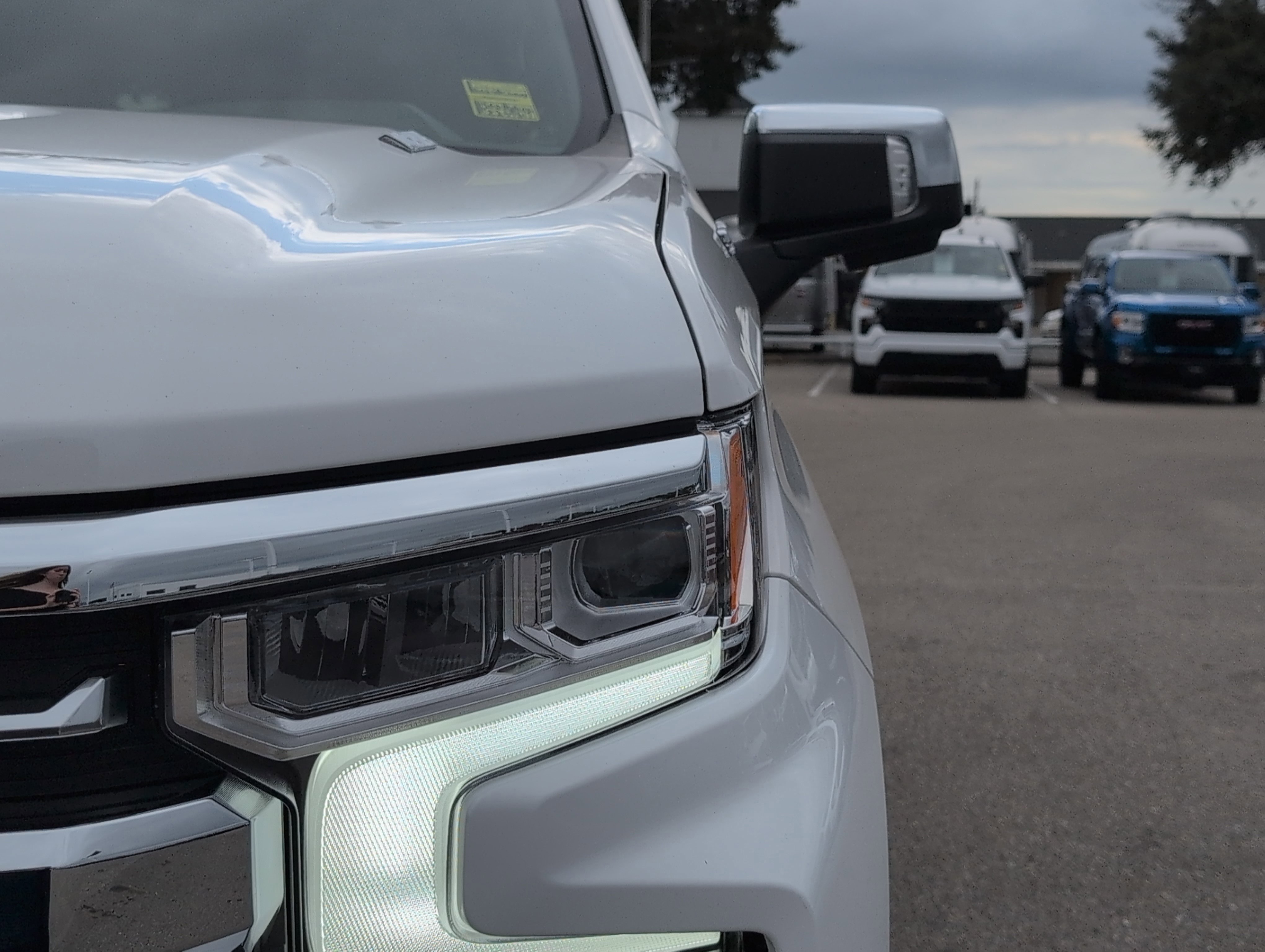 New 2026 Chevrolet Silverado 1500 LTZ w/ LTZ Premium Package AWD/4WD image 12