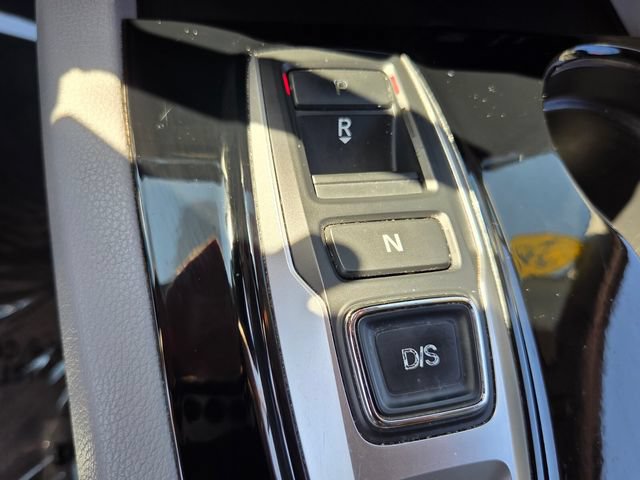Used 2018 Honda Pilot Touring image 26