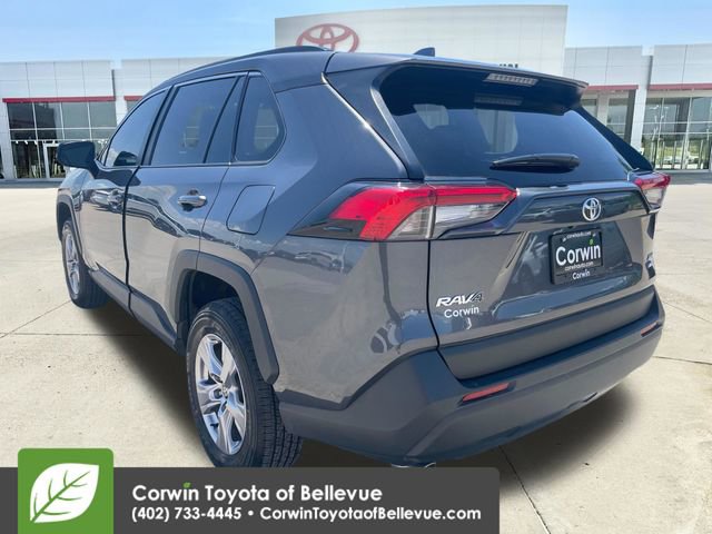 Used 2025 Toyota RAV4 XLE AWD/4WD image 3