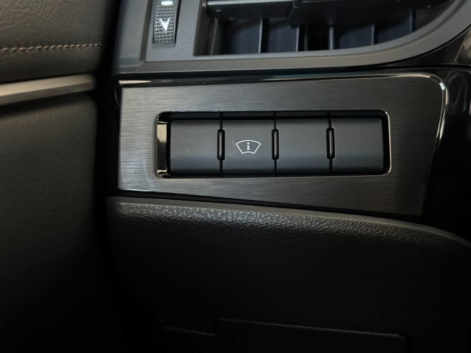 Certified 2025 Lexus ES 300h w/ Premium Package FWD image 29