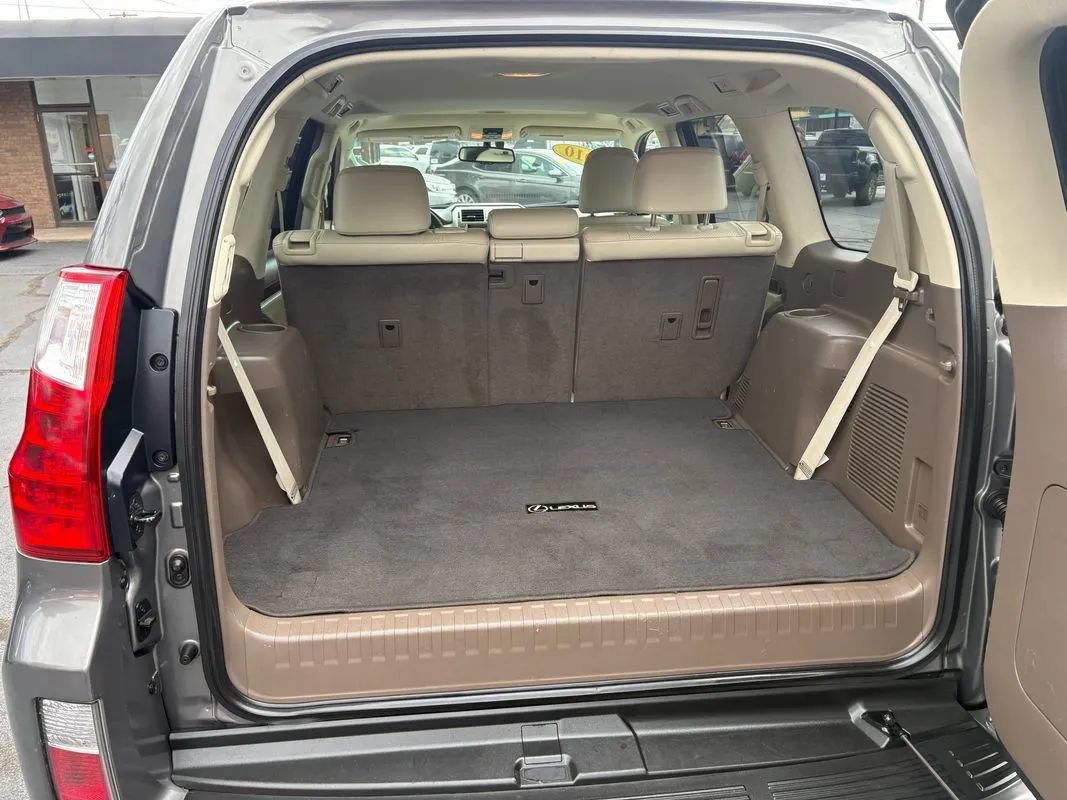 Used 2010 Lexus GX 460 w/ Comfort Plus Pkg AWD/4WD image 26