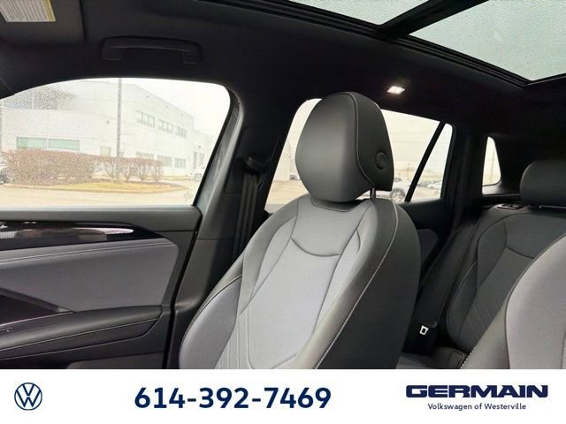 New 2026 Volkswagen Tiguan SE R-Line image 22