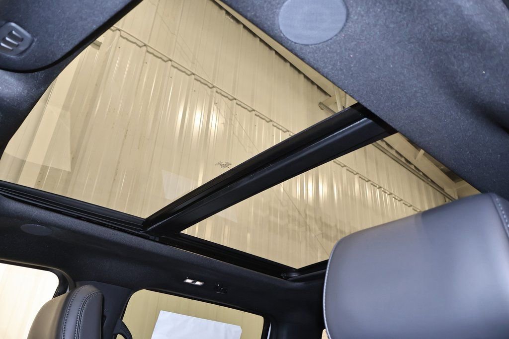 New 2025 Ford F150 Platinum w/ Equipment Group 702A High image 29