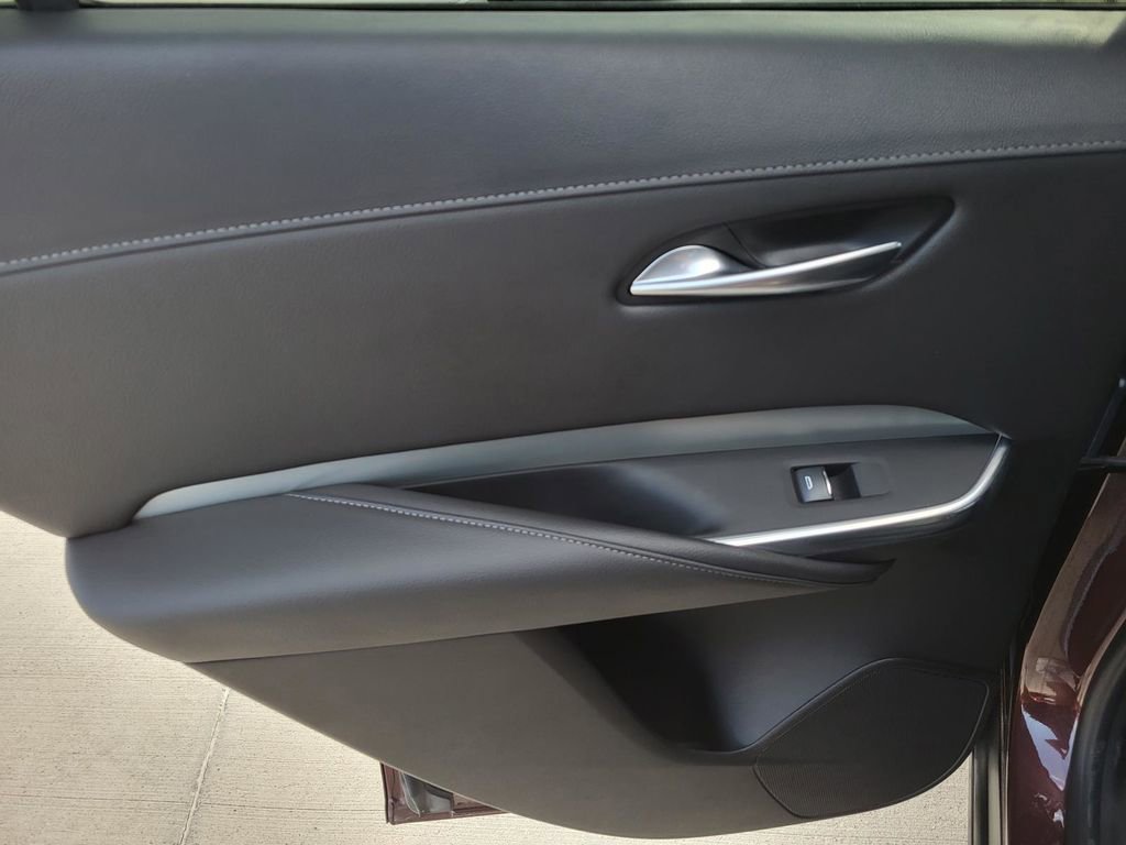 Used 2023 Cadillac XT4 Premium Luxury w/ Cold Weather Package image 12