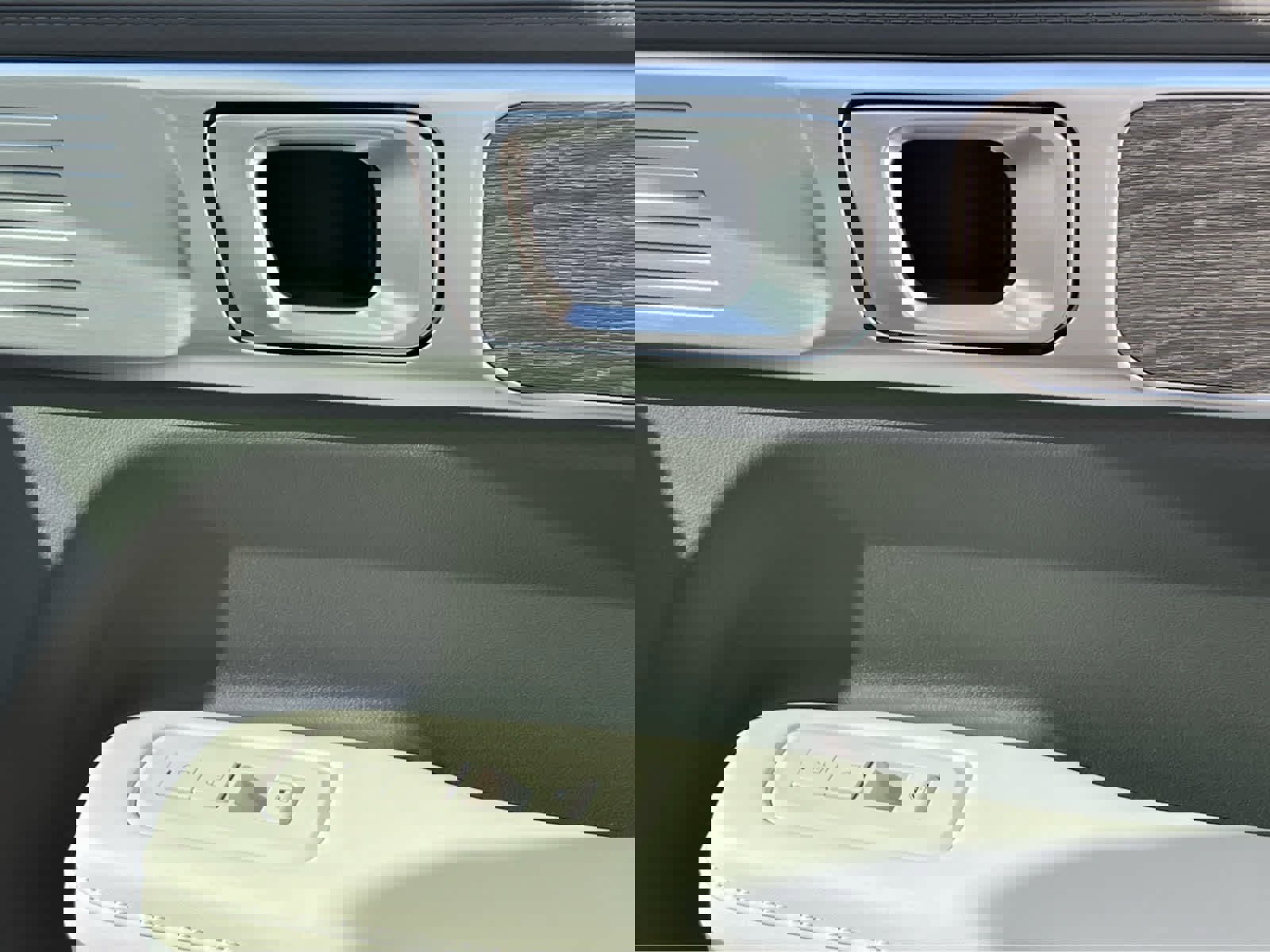 New 2026 Hyundai Santa Fe Limited image 17