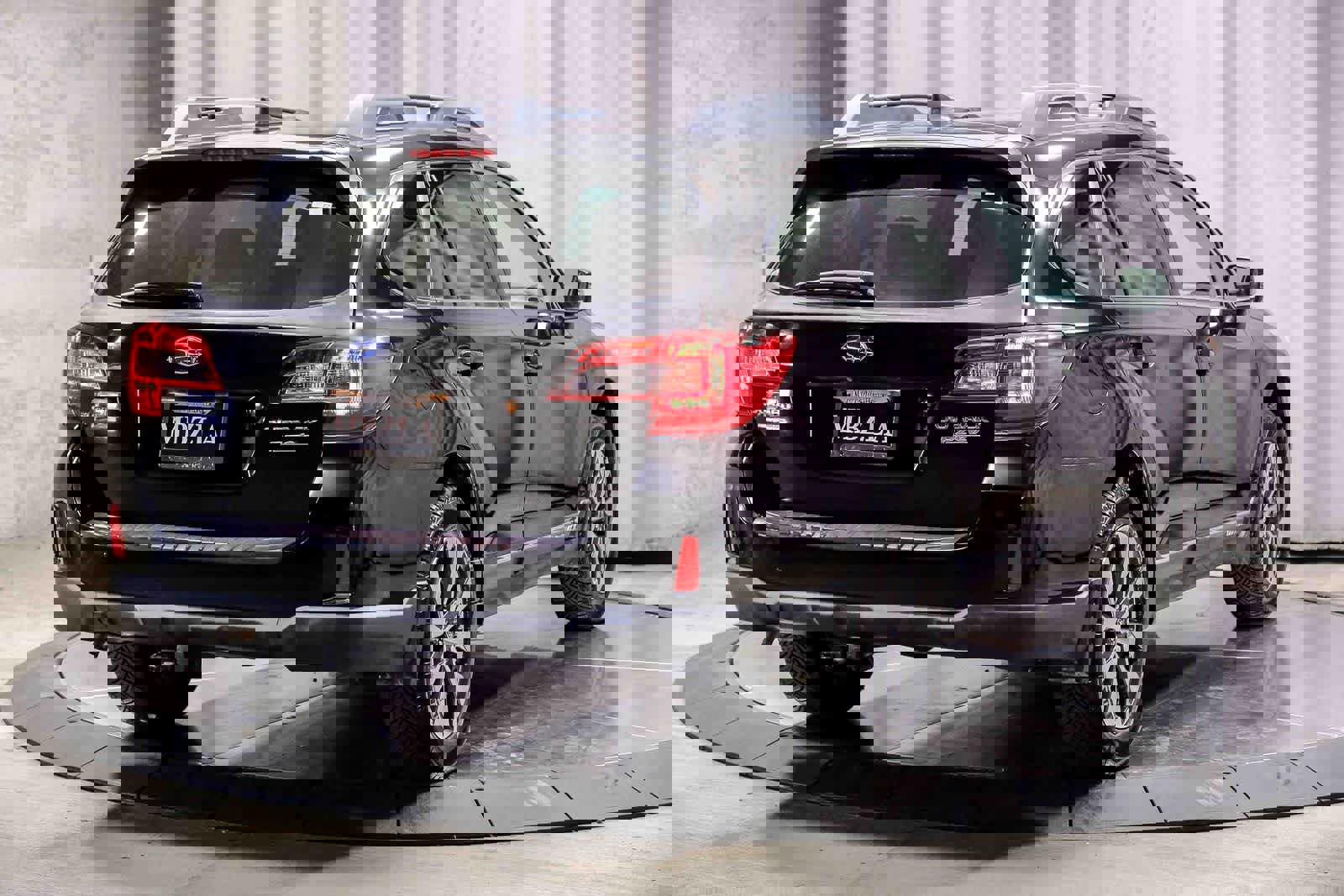 Used 2016 Subaru Outback 2.5i Limited image 4