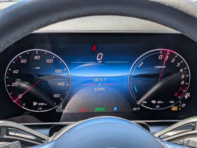 Used 2025 Mercedes-Benz GLC 350e 4MATIC image 10