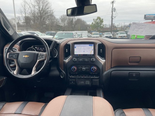 Used 2023 Chevrolet Silverado 3500 High Country w/ Safety Package II AWD/4WD image 3