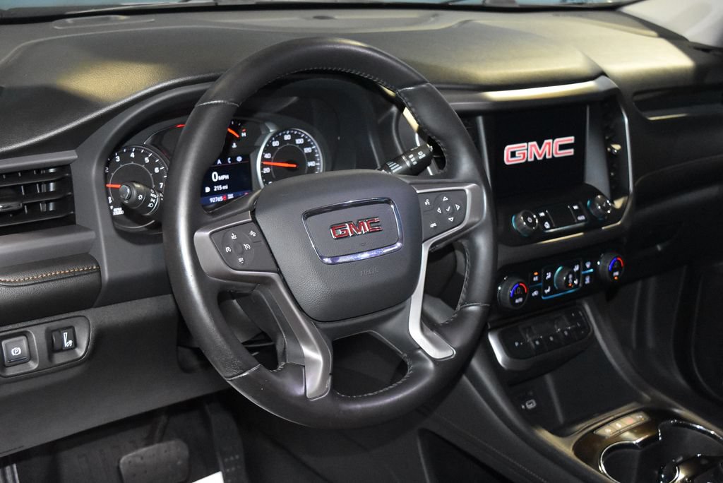 Used 2021 GMC Acadia AT4 w/ LPO, Adventure Package AWD/4WD image 2