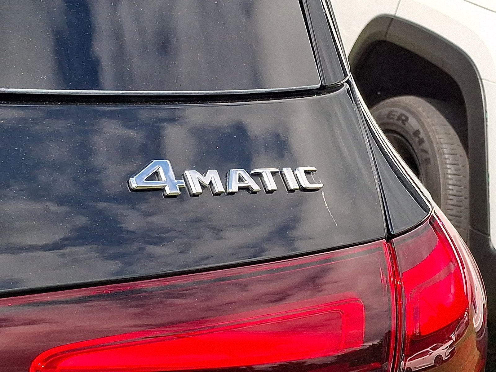 Used 2025 Mercedes-Benz GLE 350 4MATIC image 32