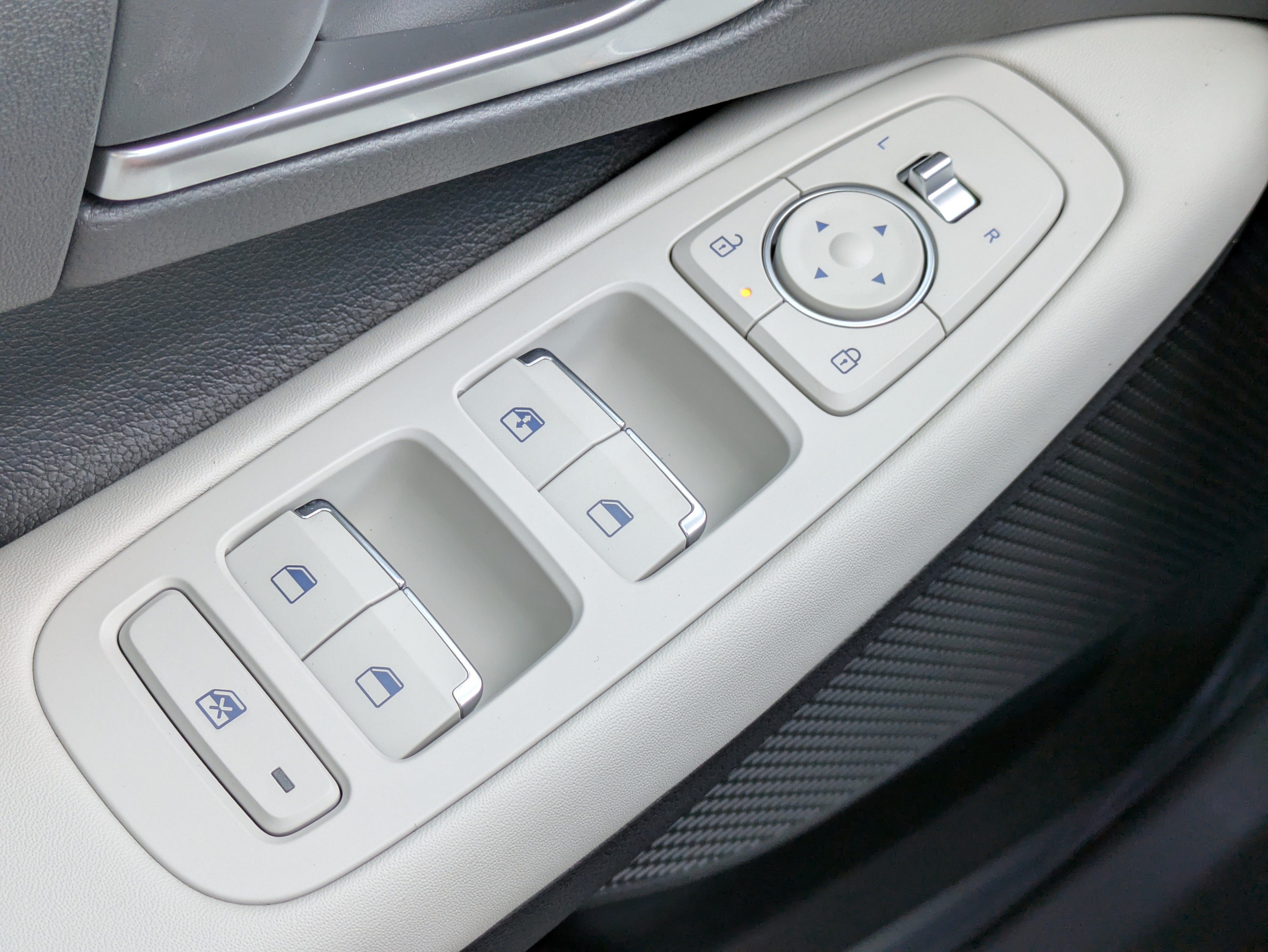New 2026 Hyundai Sonata SE FWD image 18