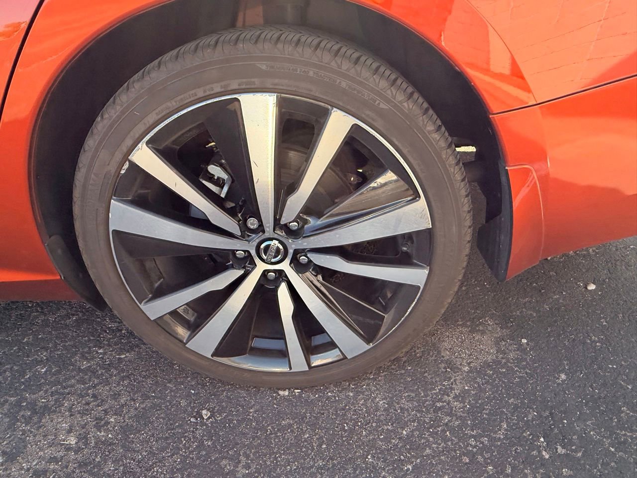 Used 2021 Nissan Altima 2.5 SR FWD image 8
