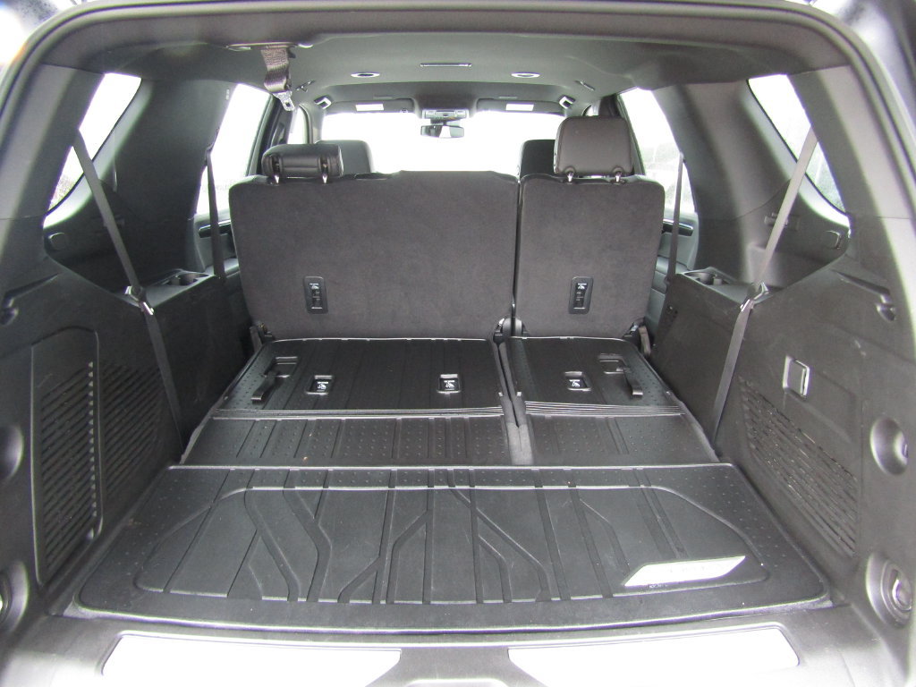 Used 2025 Chevrolet Tahoe RST AWD/4WD image 38