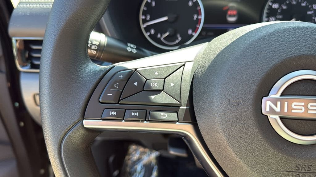 Certified 2025 Nissan Sentra SV w/ Trunk Package image 23