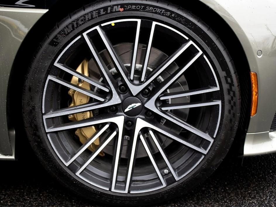 New 2025 Aston Martin DB12 Convertible image 4
