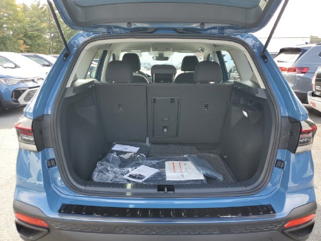 New 2027 Volkswagen Taos S FWD image 14