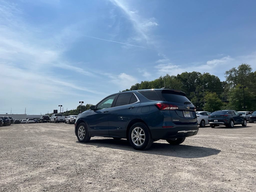 Used 2024 Chevrolet Equinox LT AWD/4WD image 8