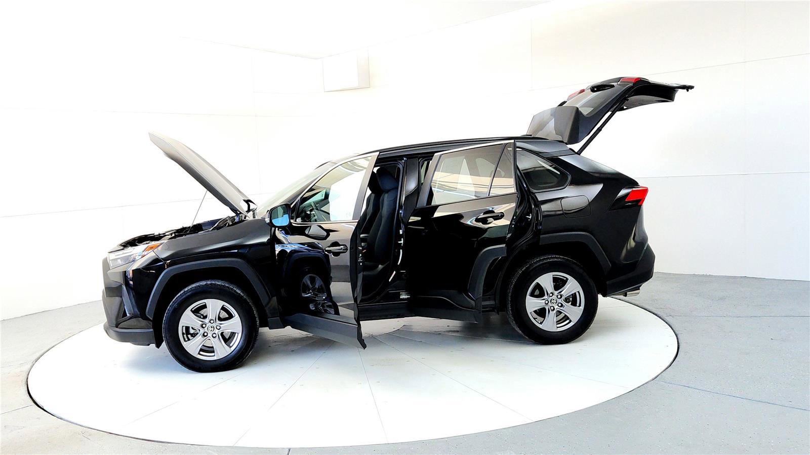 Certified 2023 Toyota RAV4 XLE image 10