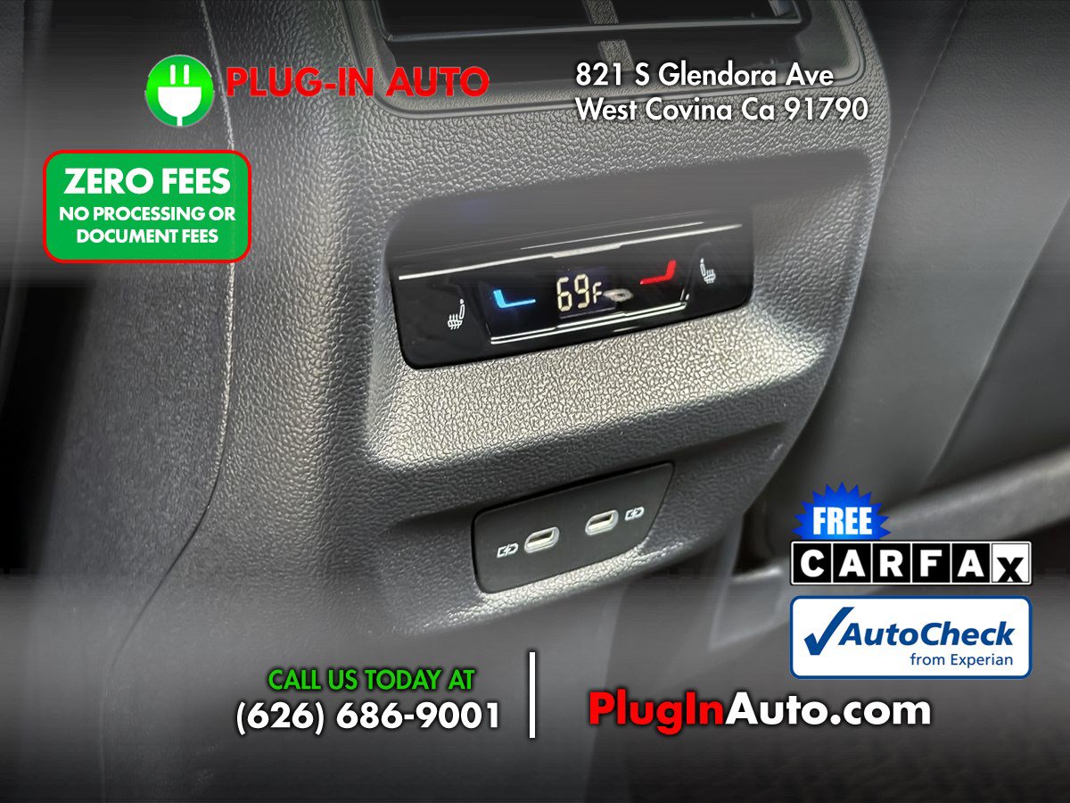 Used 2026 Volkswagen Tiguan SEL R-Line AWD/4WD image 12