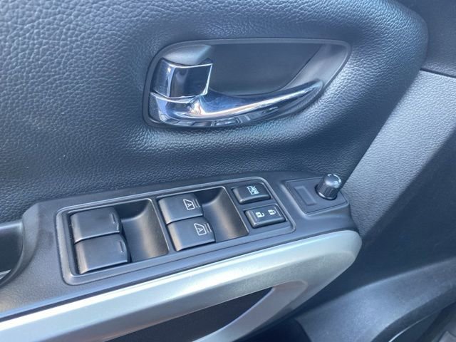 Used 2018 Nissan Titan PRO-4X image 18
