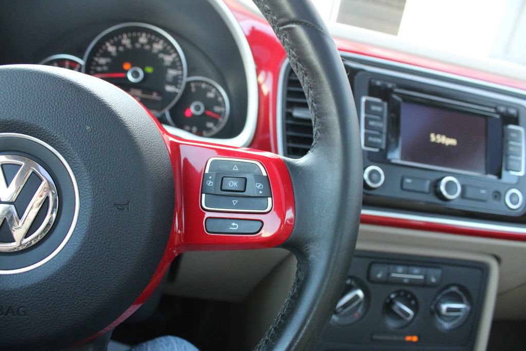 Used 2012 Volkswagen Beetle 2.5 FWD image 12