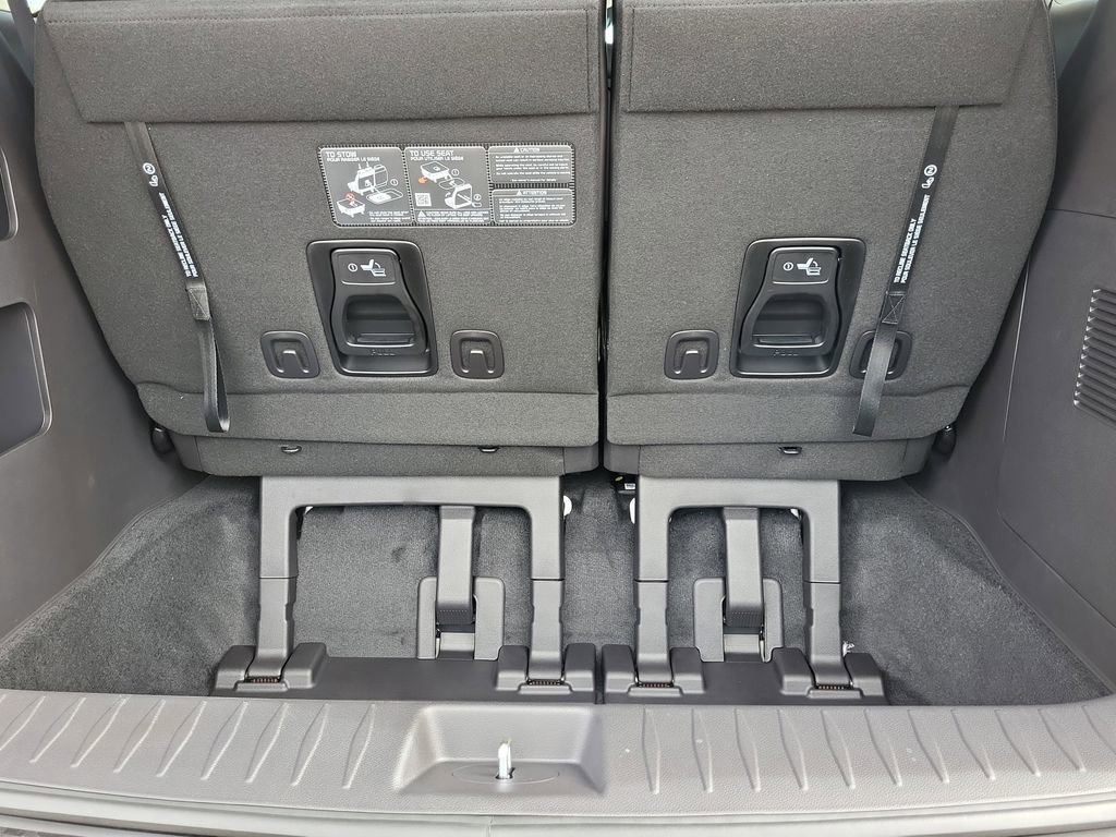 New 2026 Kia Carnival LXS FWD image 14