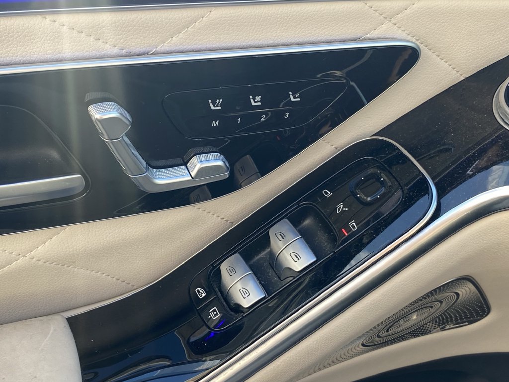 Used 2022 Mercedes-Benz S 580 4MATIC Sedan image 9