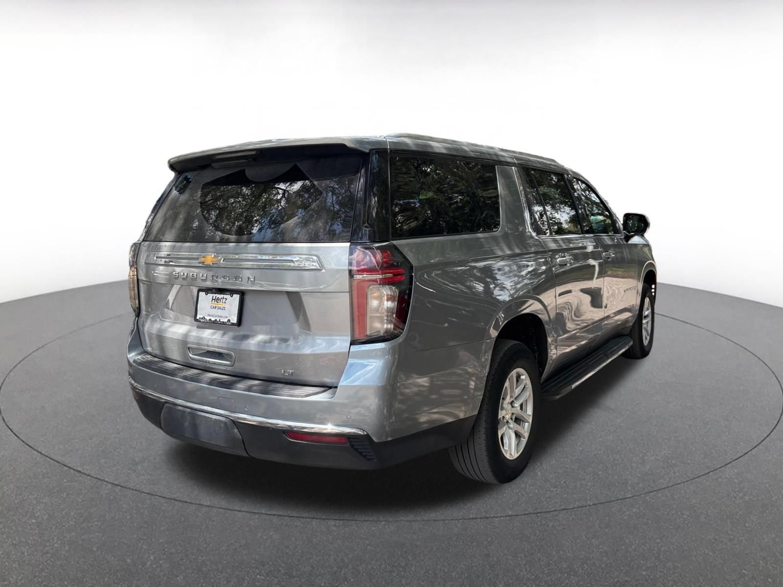 Used 2024 Chevrolet Suburban LT AWD/4WD image 12