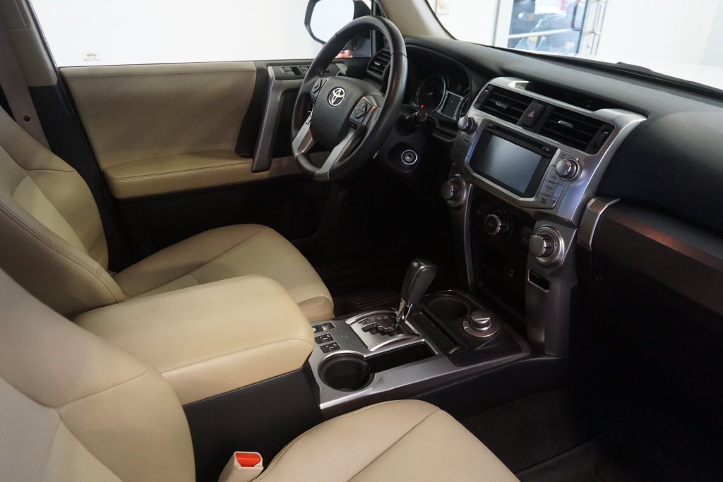 Used 2017 Toyota 4Runner SR5 Premium AWD/4WD image 25