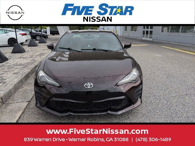 Used 2017 Toyota 86 image 3