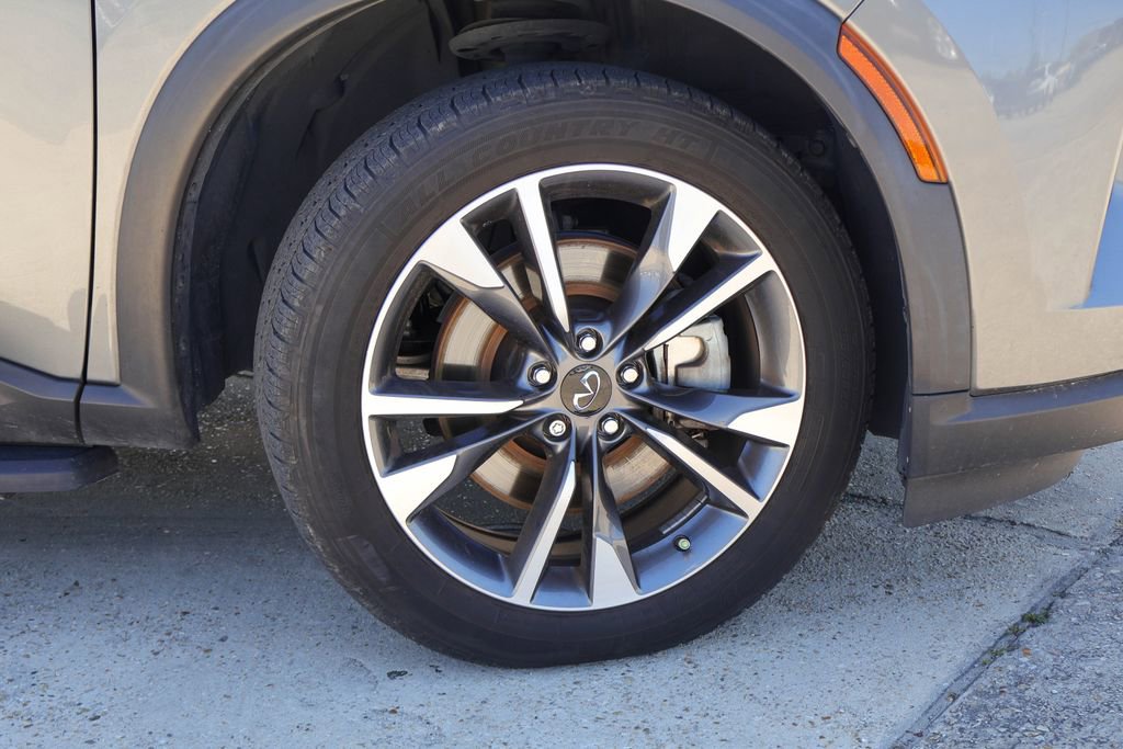 Used 2023 INFINITI QX60 Luxe w/ Performance Audio Package image 31