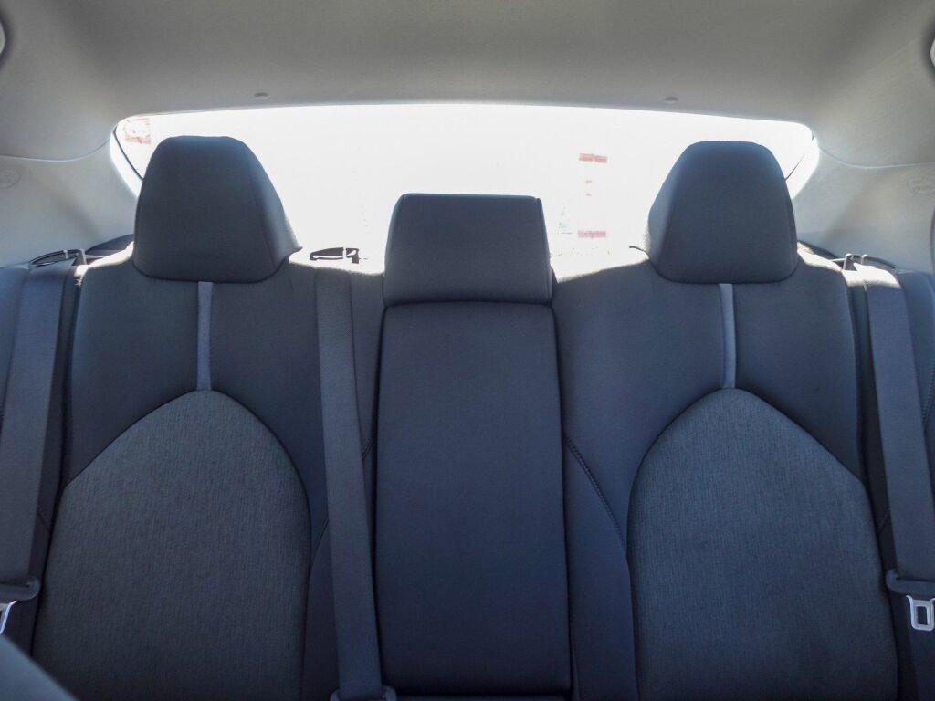 Certified 2022 Toyota Camry LE image 16