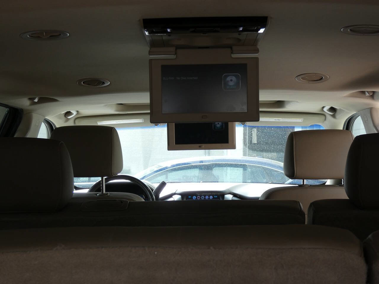 Used 2019 Chevrolet Suburban LT AWD/4WD image 21