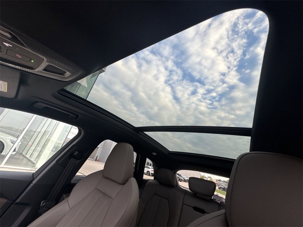 New 2025 Audi Q5 Premium Plus image 22