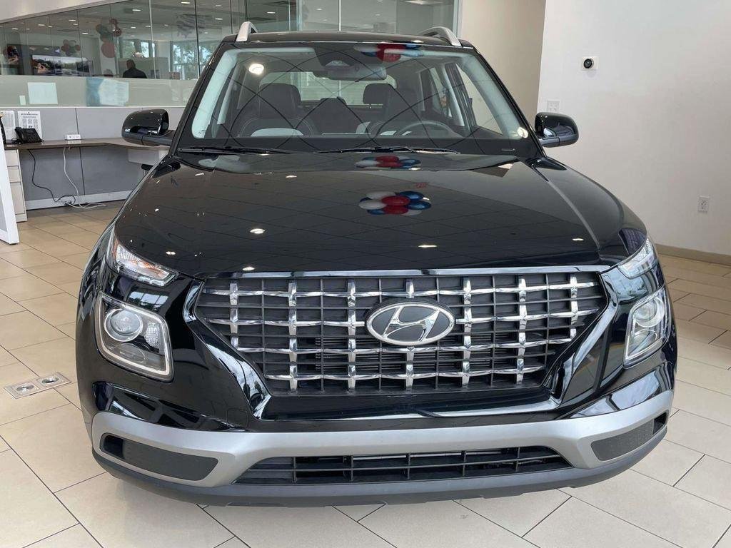 New 2025 Hyundai Venue SEL FWD image 59
