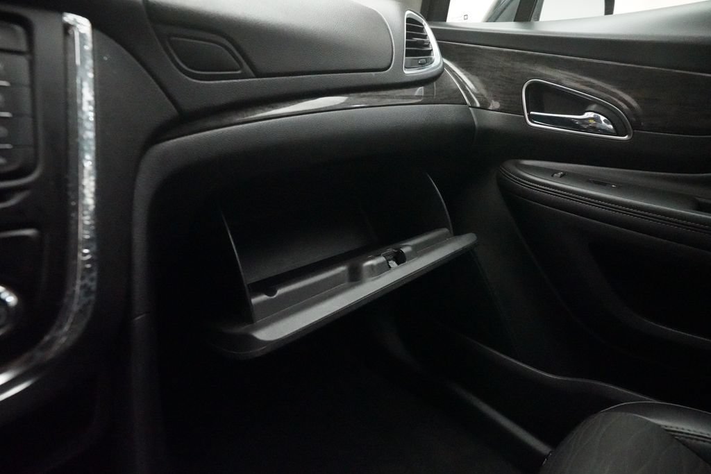 Used 2016 Buick Encore FWD image 29