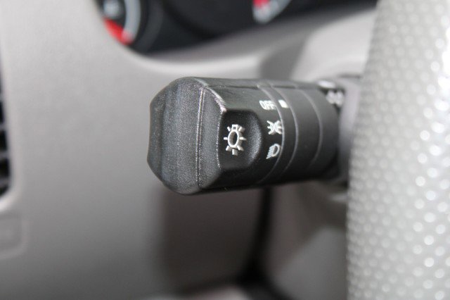 Used 2016 Nissan Frontier SV image 49