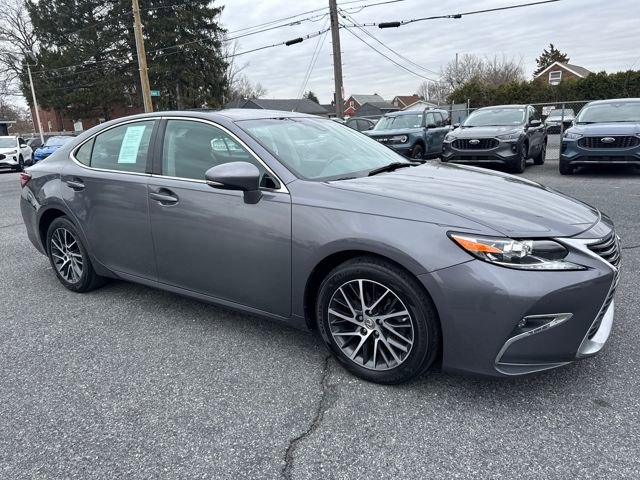 Used 2017 Lexus ES 350 w/ Navigation System Package image 7