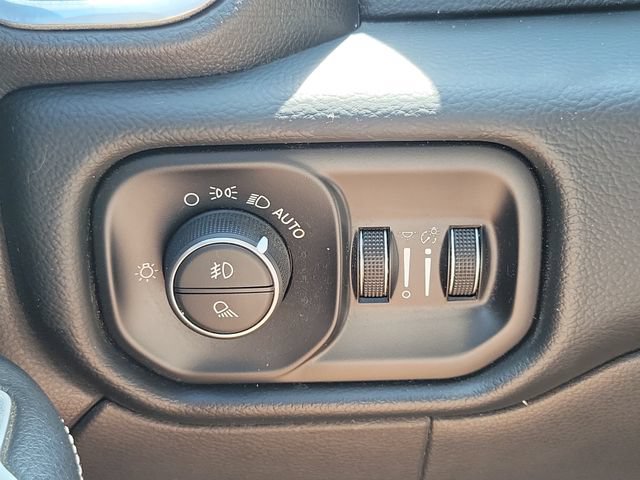 Used 2019 RAM 3500 Laramie AWD/4WD image 28