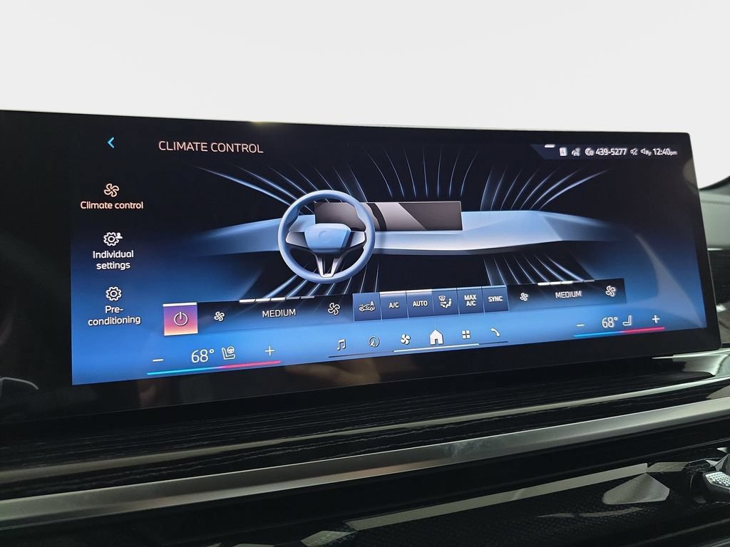New 2026 BMW X5 xDrive40i w/ M Sport Package AWD/4WD image 22