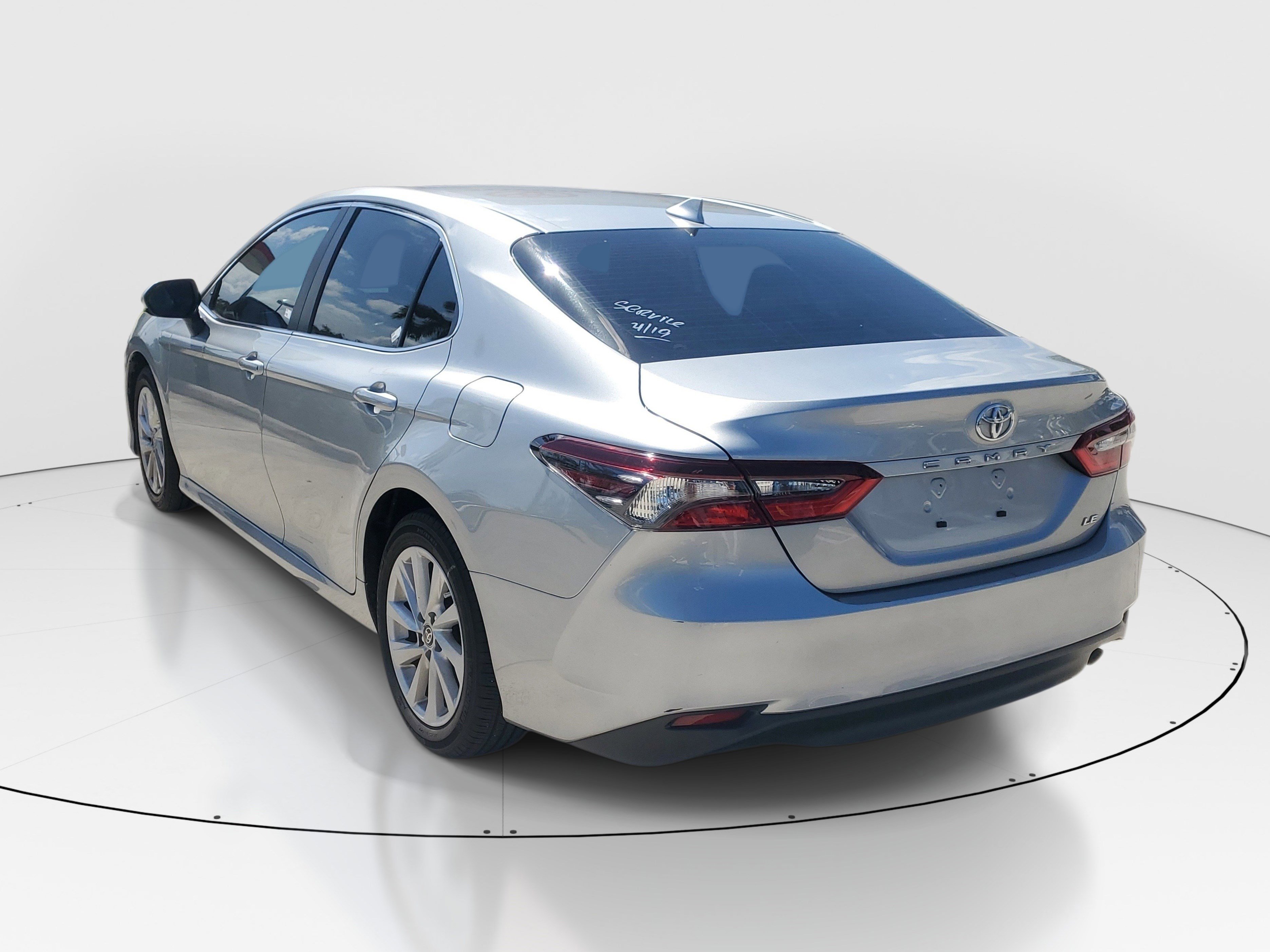 Used 2024 Toyota Camry LE FWD image 5