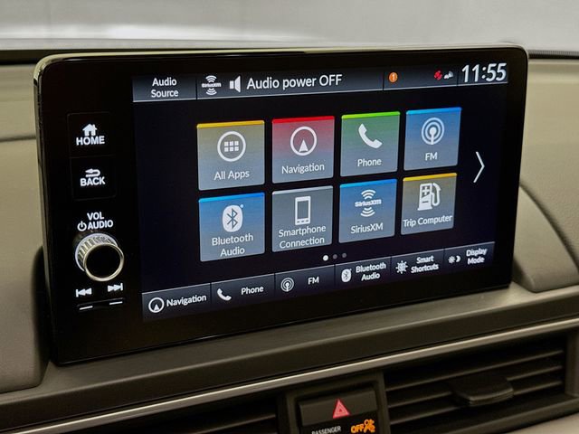 Used 2025 Honda Pilot Touring image 15