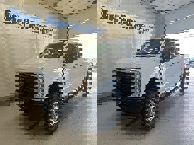 New 2026 Ford F250 XL w/ XL Off-Road Package image 1