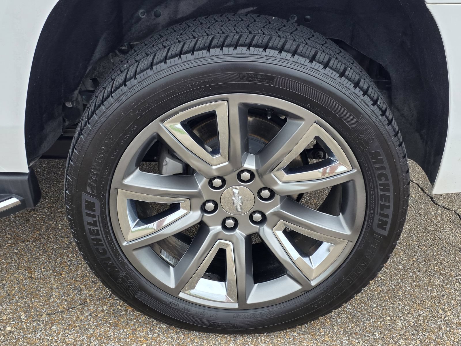 Used 2017 Chevrolet Tahoe Premier RWD image 32