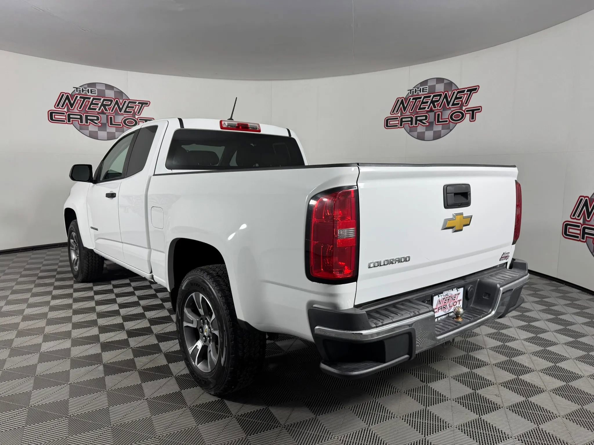 Used 2017 Chevrolet Colorado W/T RWD image 5
