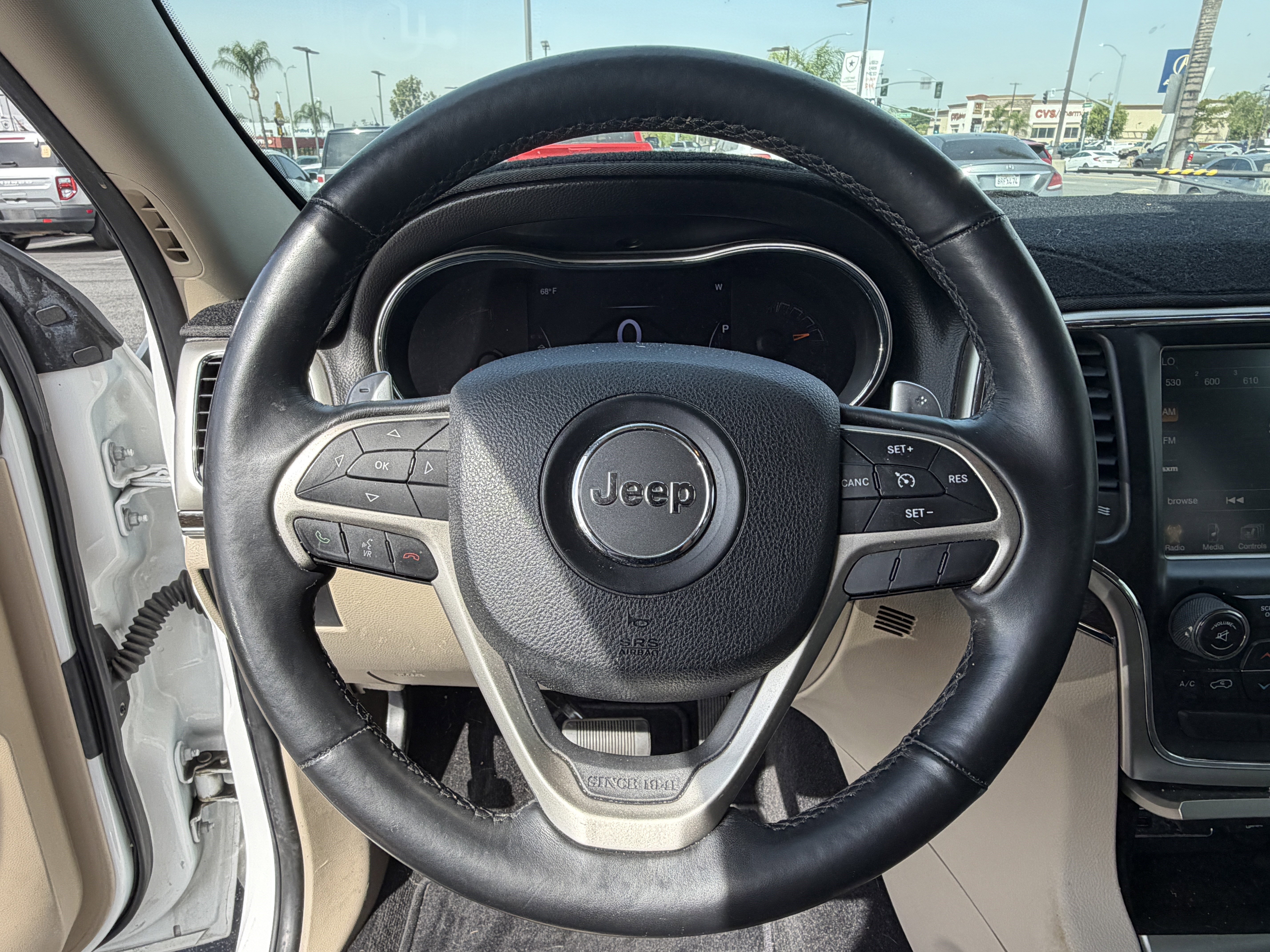 Used 2014 Jeep Grand Cherokee Limited image 12